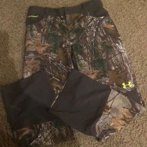 Under Armour Camo pants wind pants